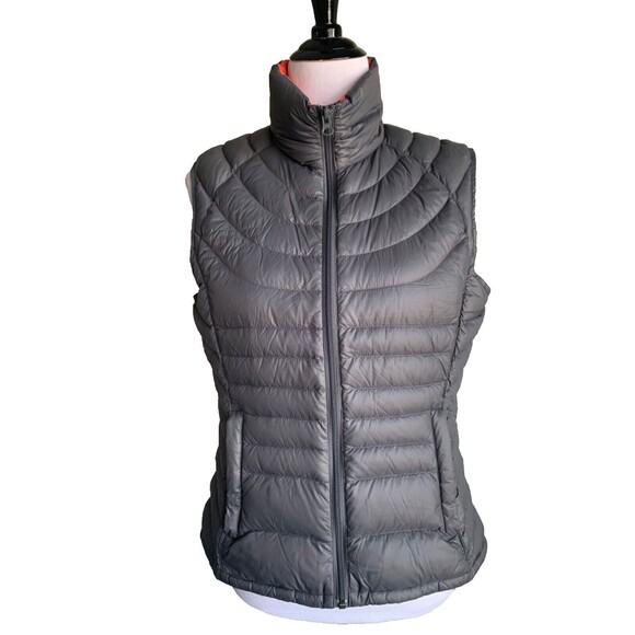 Bernardo Goose Down Puffer Vest Size M Gray Orange Zip Pockets Full Zip - Picture 2 of 10